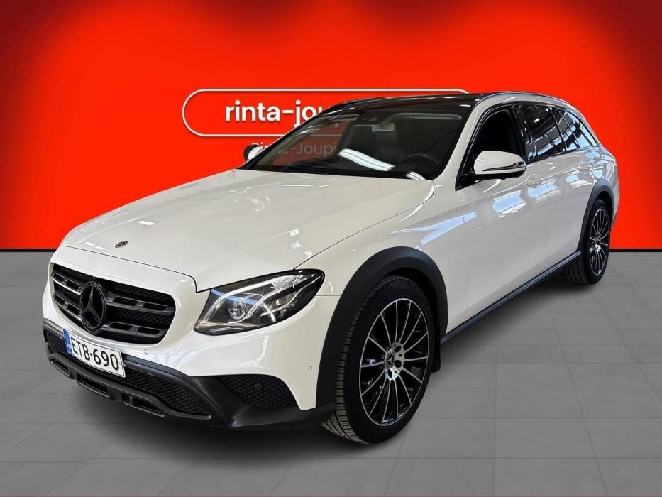 MERCEDES-BENZ E 2019