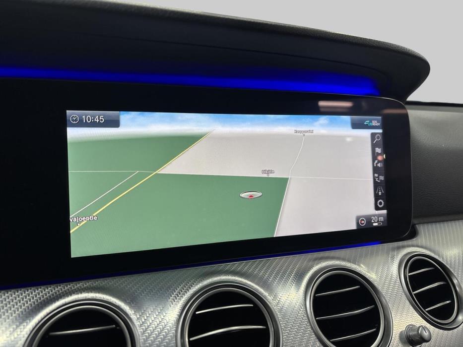 MERCEDES-BENZ E 2019