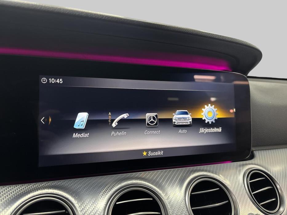 MERCEDES-BENZ E 2019