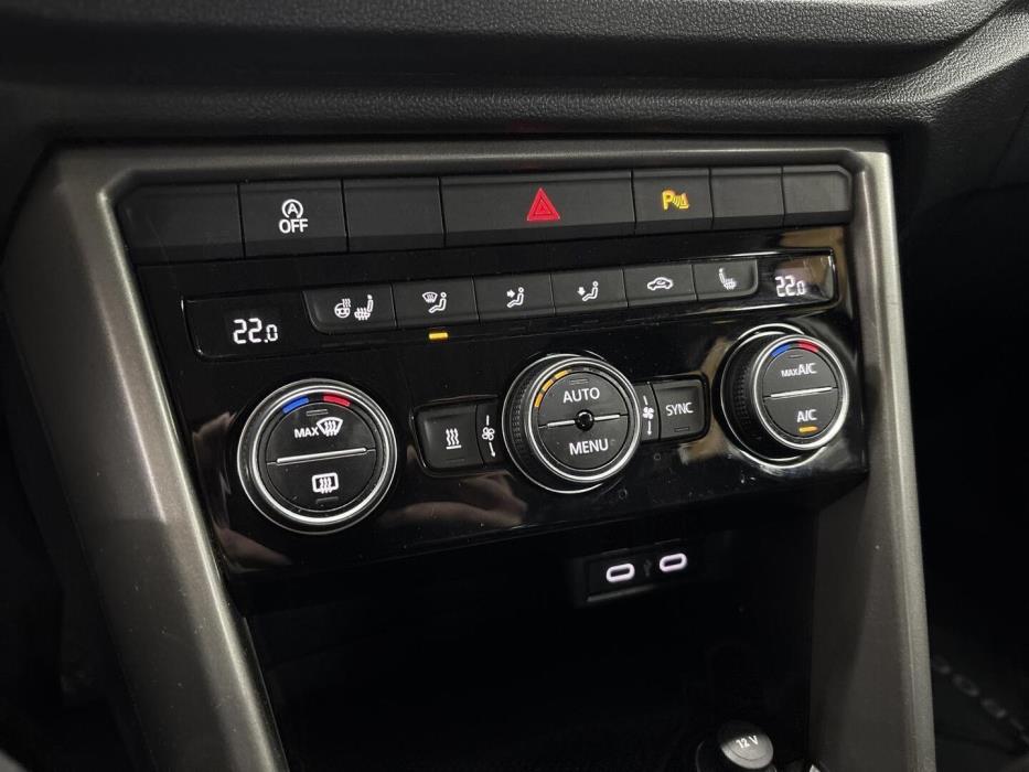 VOLKSWAGEN T-Roc 2022