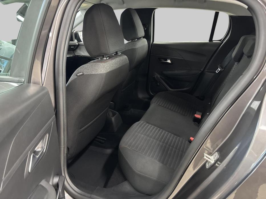 PEUGEOT 208 2022
