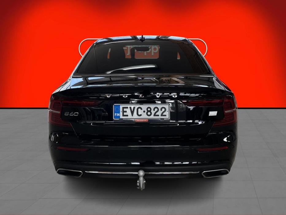 VOLVO S60 2021