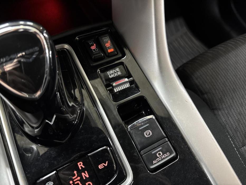 MITSUBISHI Eclipse Cross 2022