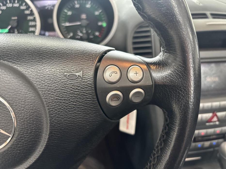MERCEDES-BENZ SLK 2004