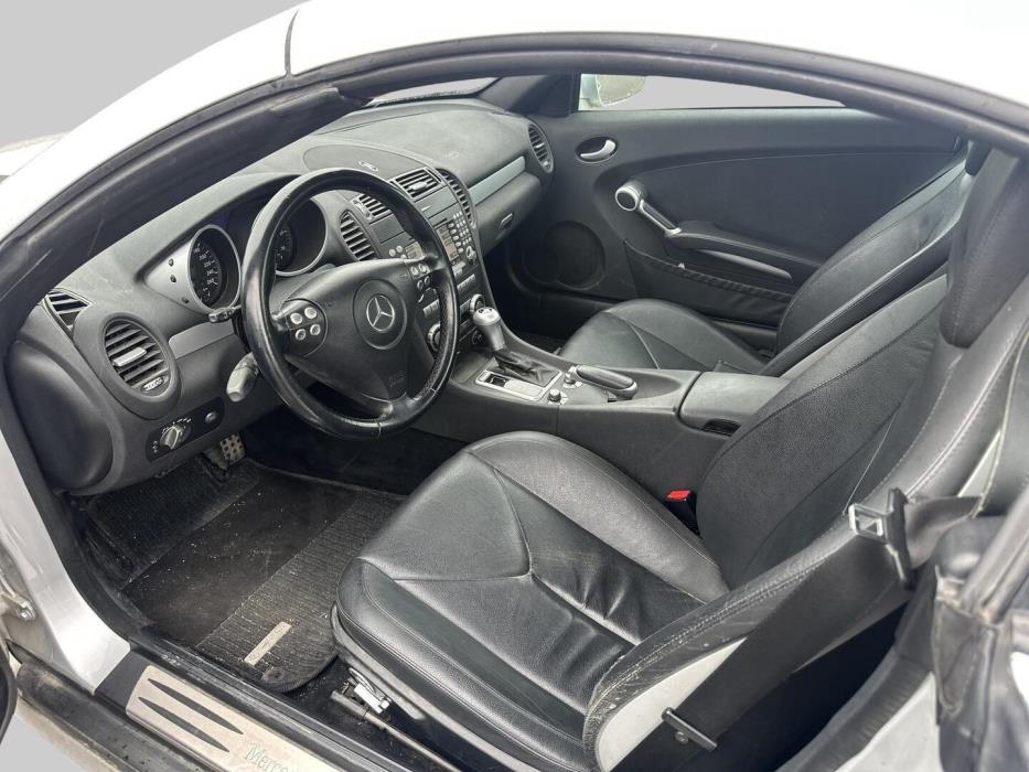 MERCEDES-BENZ SLK 2004