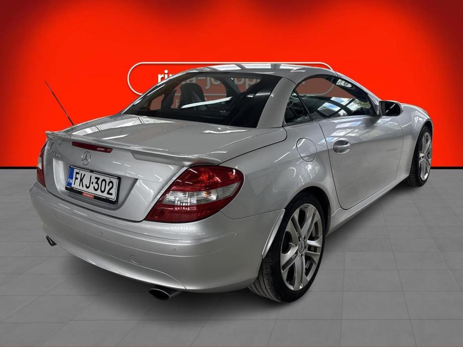 MERCEDES-BENZ SLK 2004