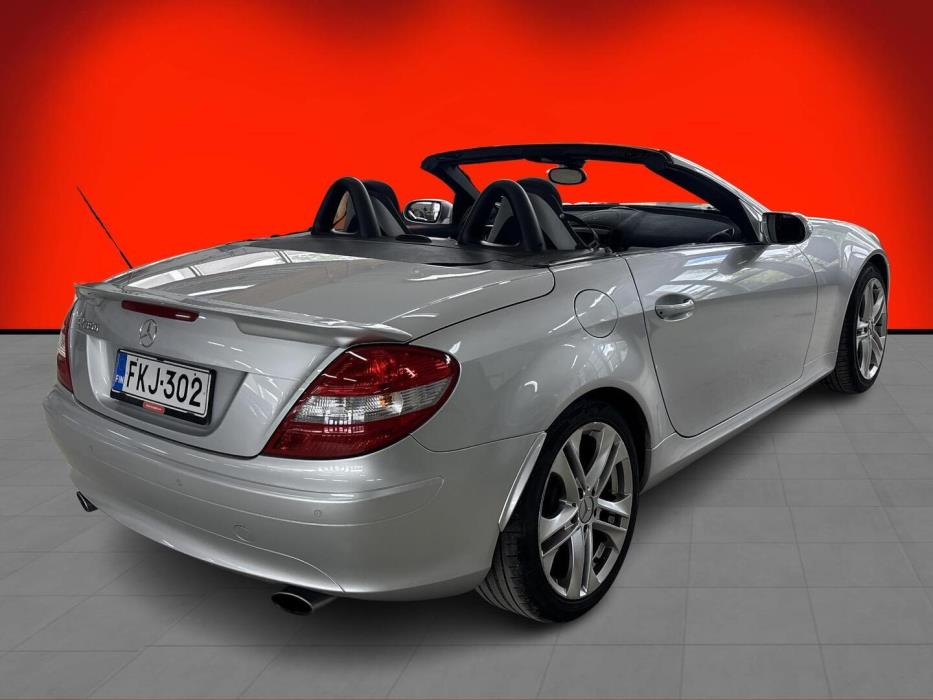MERCEDES-BENZ SLK 2004