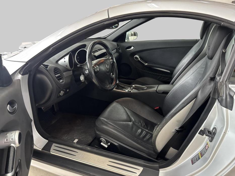 MERCEDES-BENZ SLK 2004