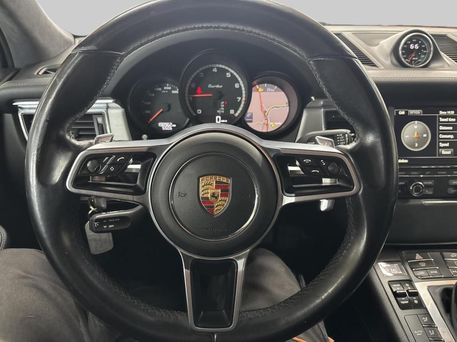 PORSCHE Macan 2014