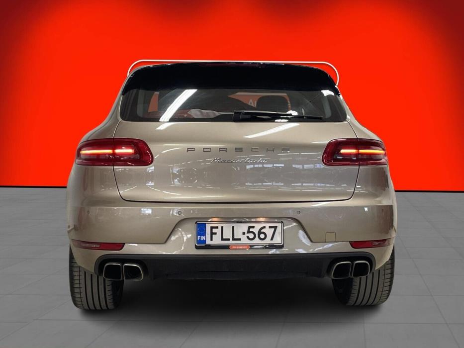 PORSCHE Macan 2014