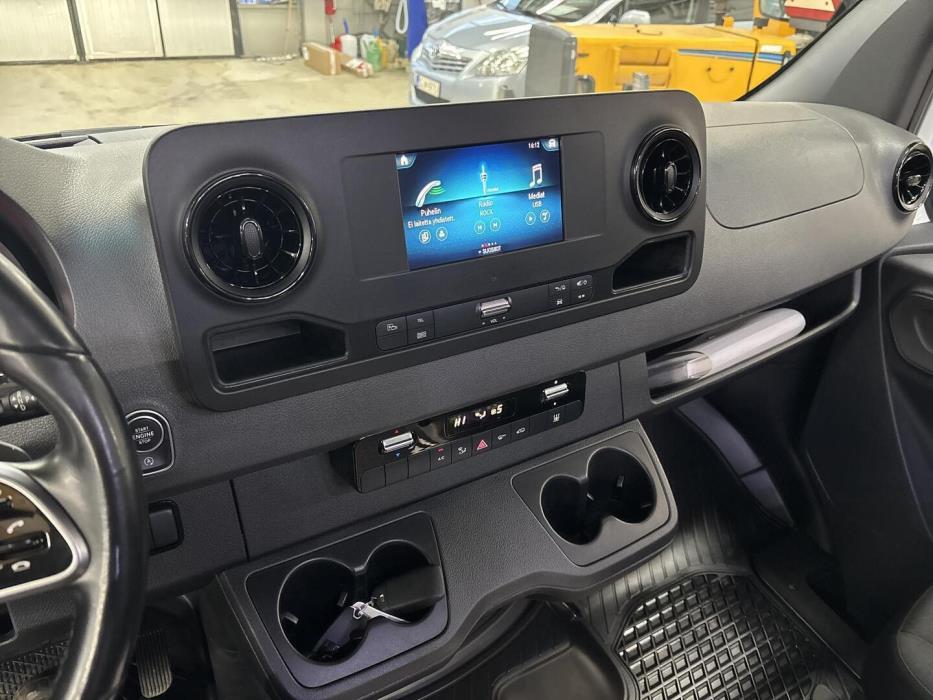 MERCEDES-BENZ Sprinter 2022
