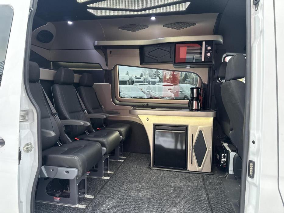 MERCEDES-BENZ Sprinter 2022