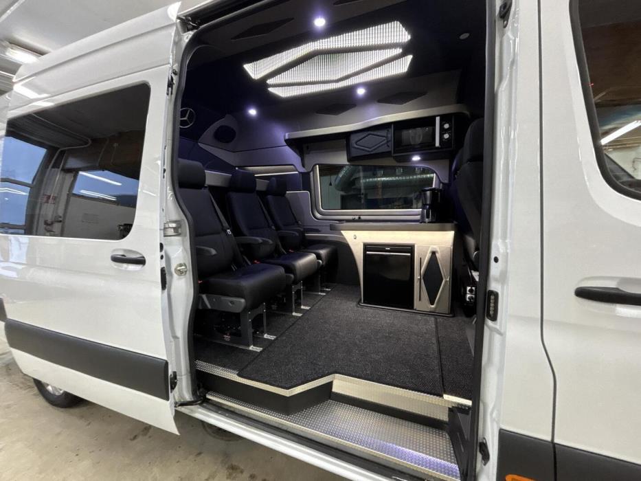 MERCEDES-BENZ Sprinter 2022
