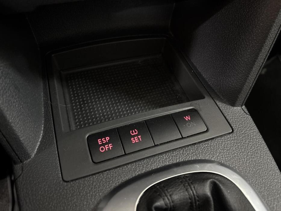 VOLKSWAGEN Touran 2007