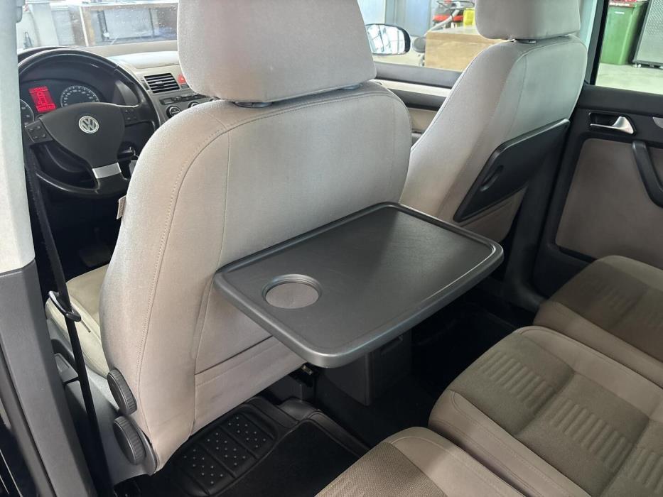 VOLKSWAGEN Touran 2007