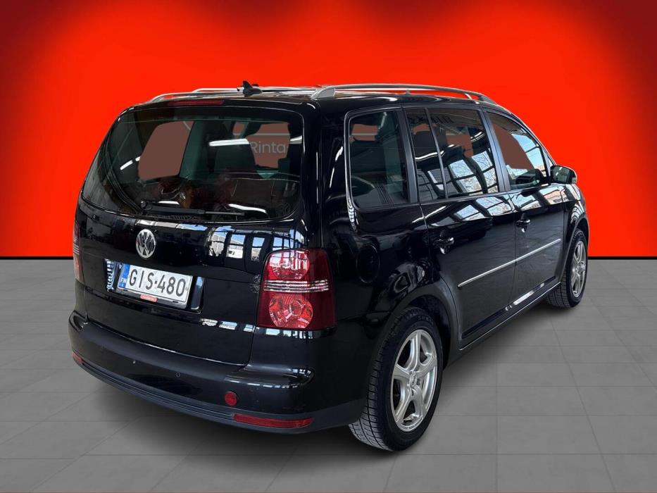 VOLKSWAGEN Touran 2007