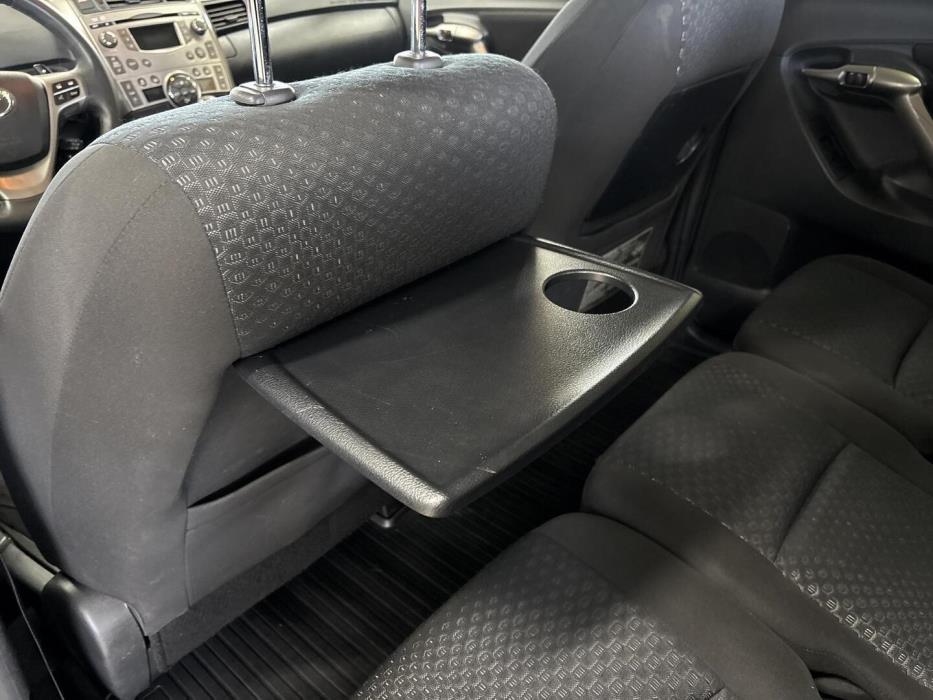 TOYOTA Verso 2010