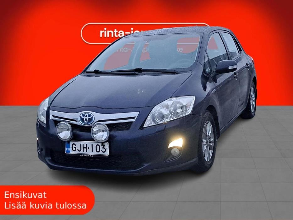TOYOTA Auris 2011