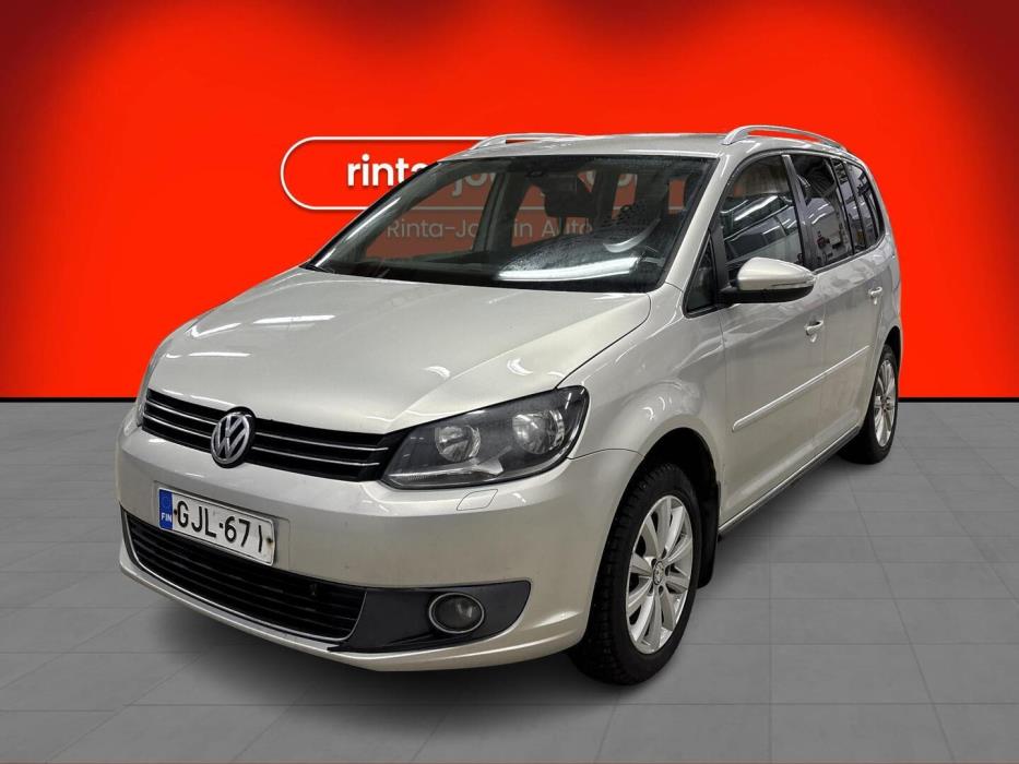 VOLKSWAGEN Touran 2011