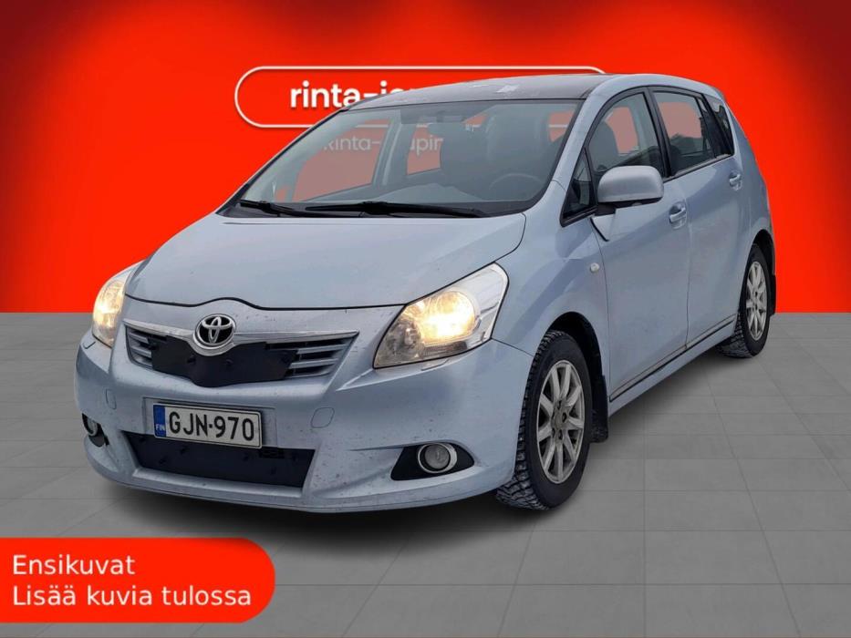TOYOTA Verso 2011