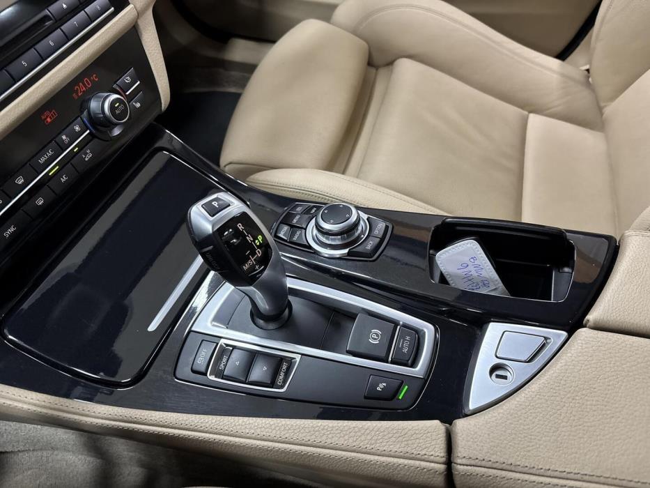 BMW 518 2016