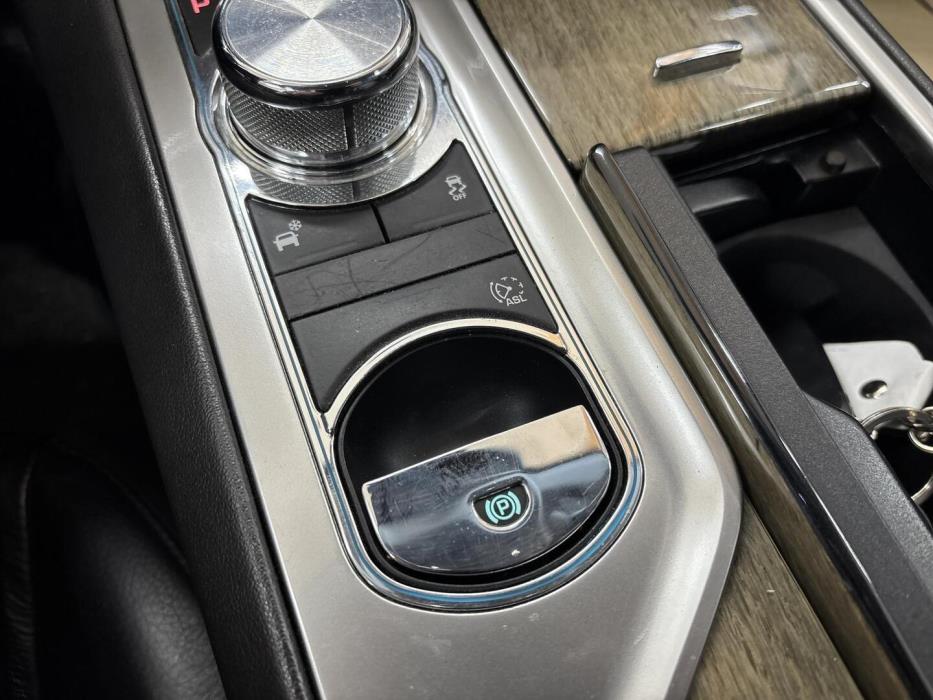 JAGUAR XF 2013