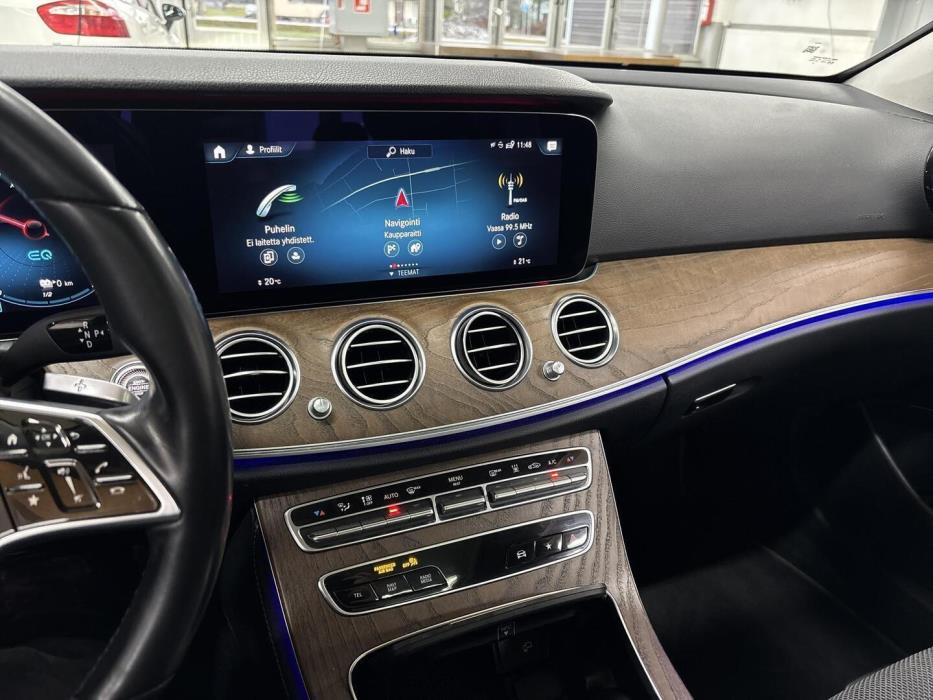 MERCEDES-BENZ E 2021