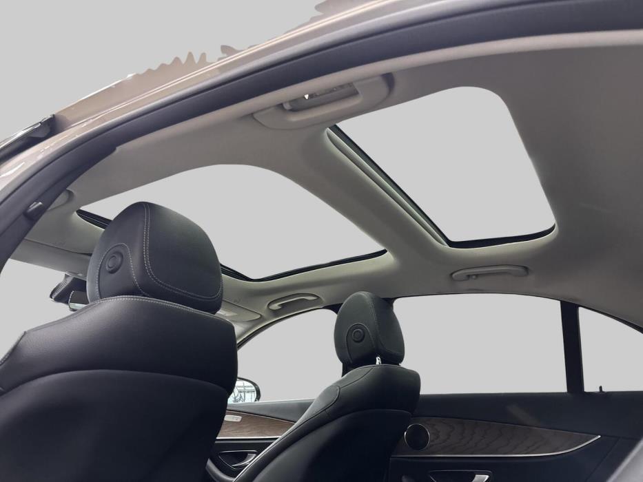 MERCEDES-BENZ E 2021