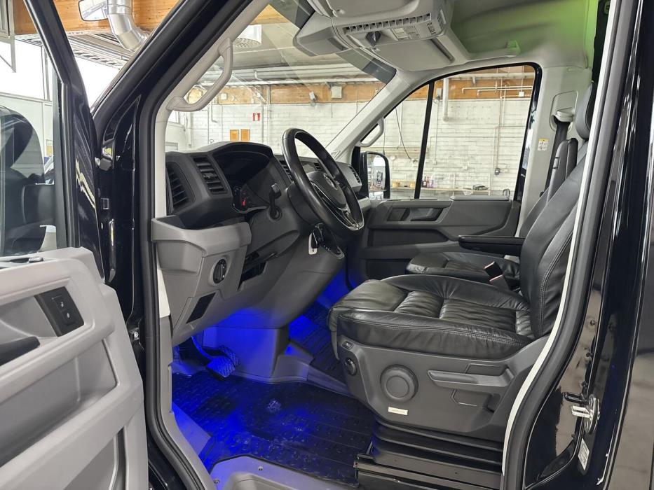 VOLKSWAGEN Crafter 2022