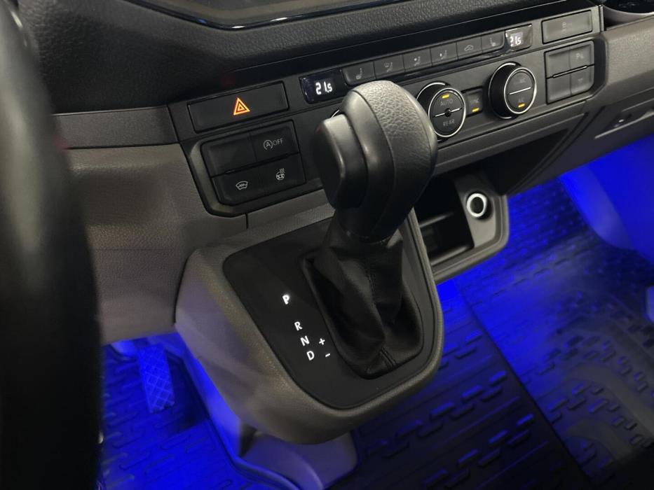 VOLKSWAGEN Crafter 2022