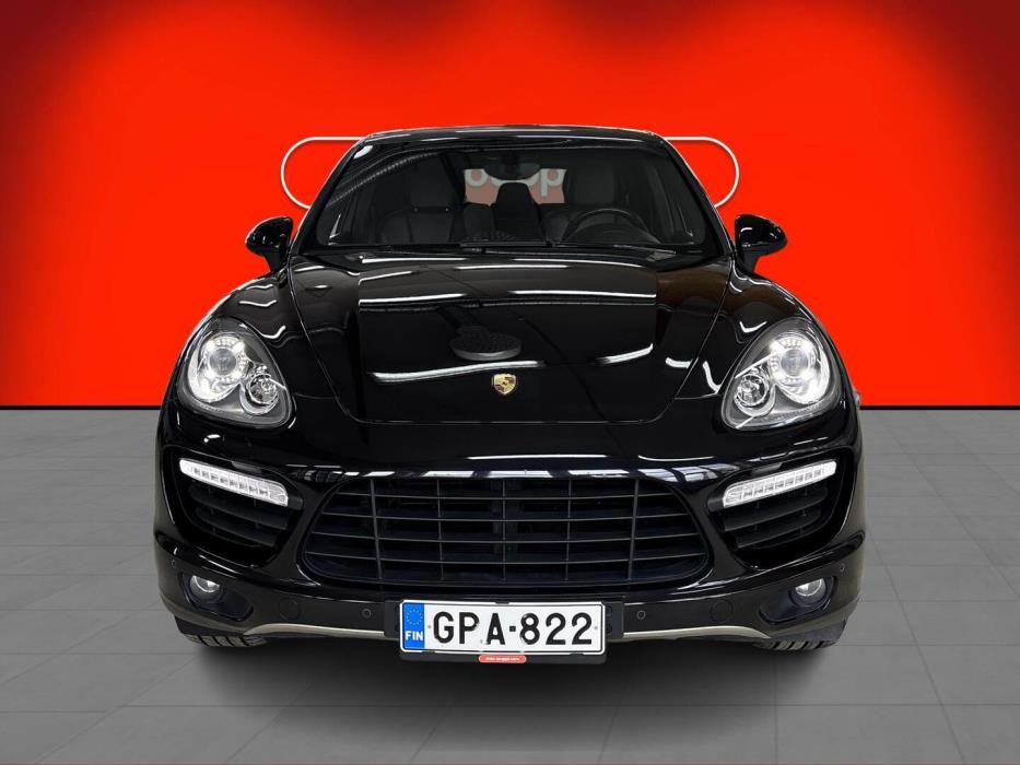 PORSCHE CAYENNE 2011