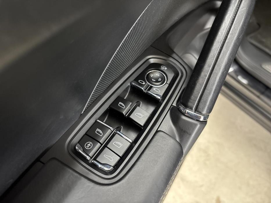 PORSCHE CAYENNE 2011
