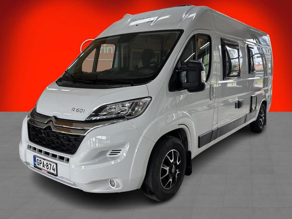 ROADCAR VAN R 601 2022