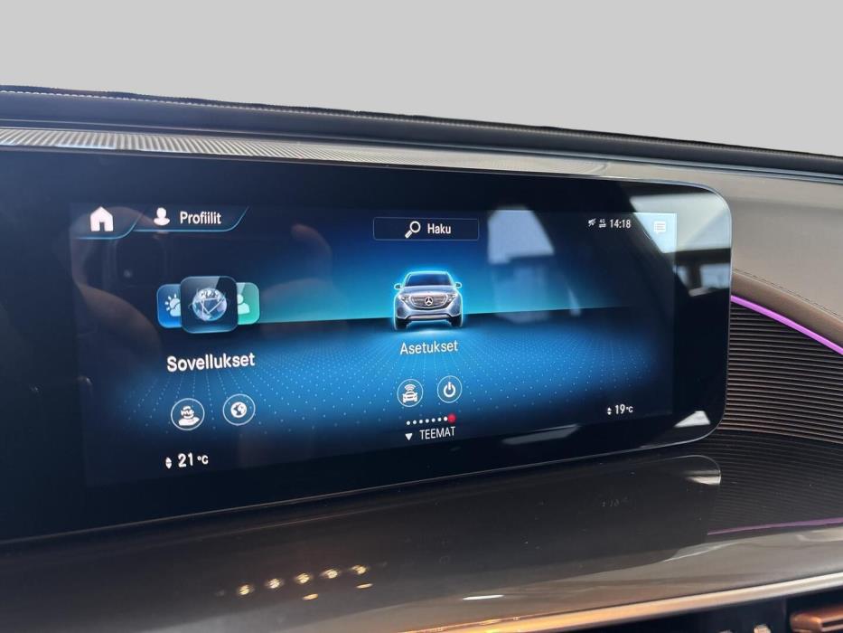 MERCEDES-BENZ EQC 2021