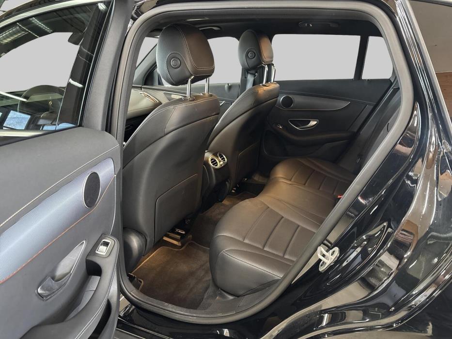 MERCEDES-BENZ EQC 2021