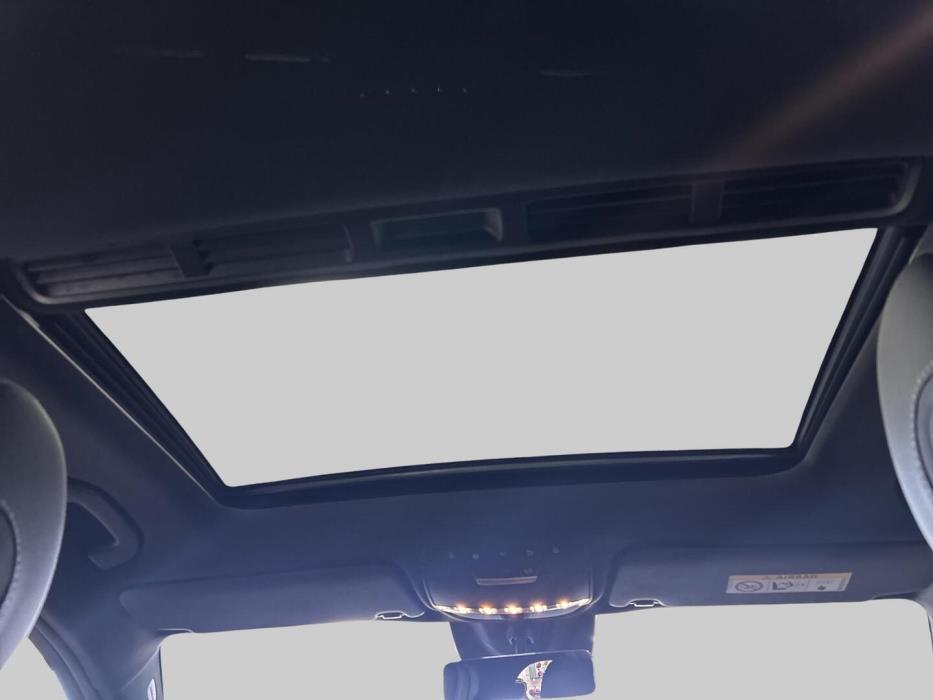 MERCEDES-BENZ EQC 2021