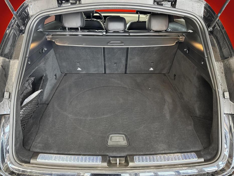 MERCEDES-BENZ EQC 2021