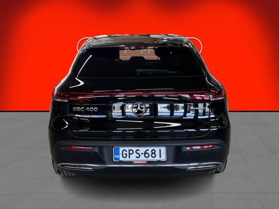 MERCEDES-BENZ EQC 2021