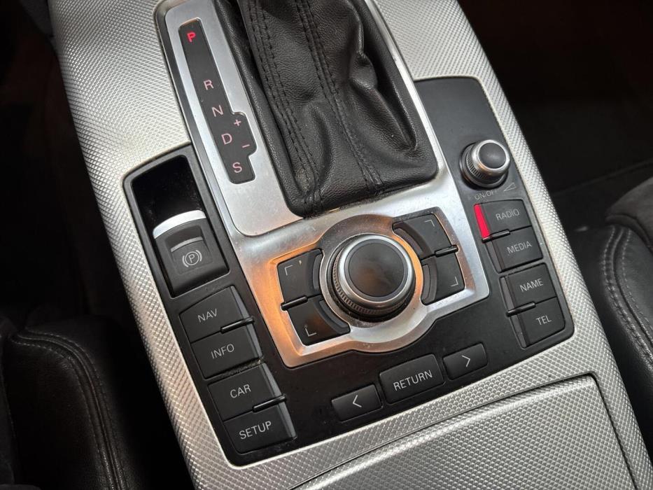 AUDI A6 2011