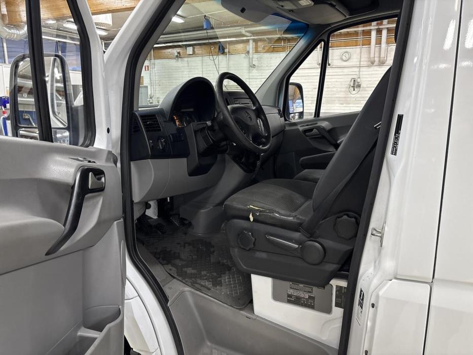 MERCEDES-BENZ Sprinter 2012