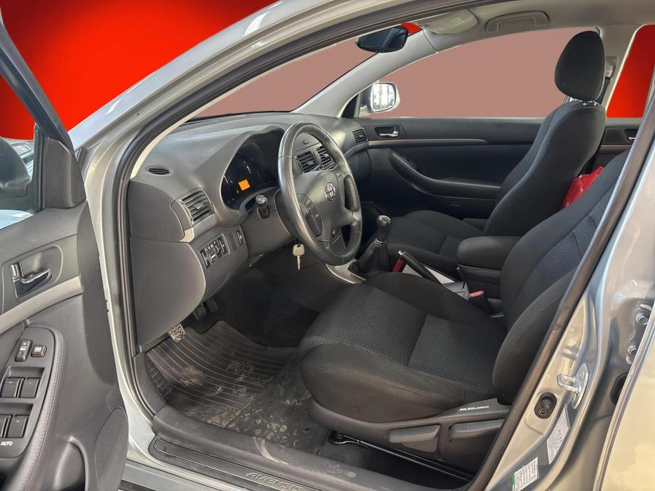 TOYOTA Avensis 2008
