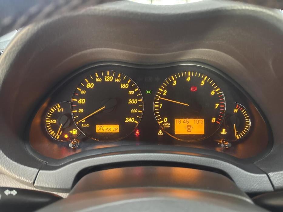 TOYOTA Avensis 2008