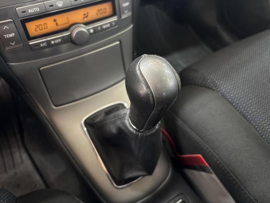 TOYOTA Avensis 2008
