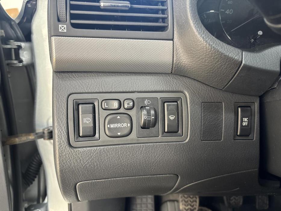 TOYOTA Avensis 2008
