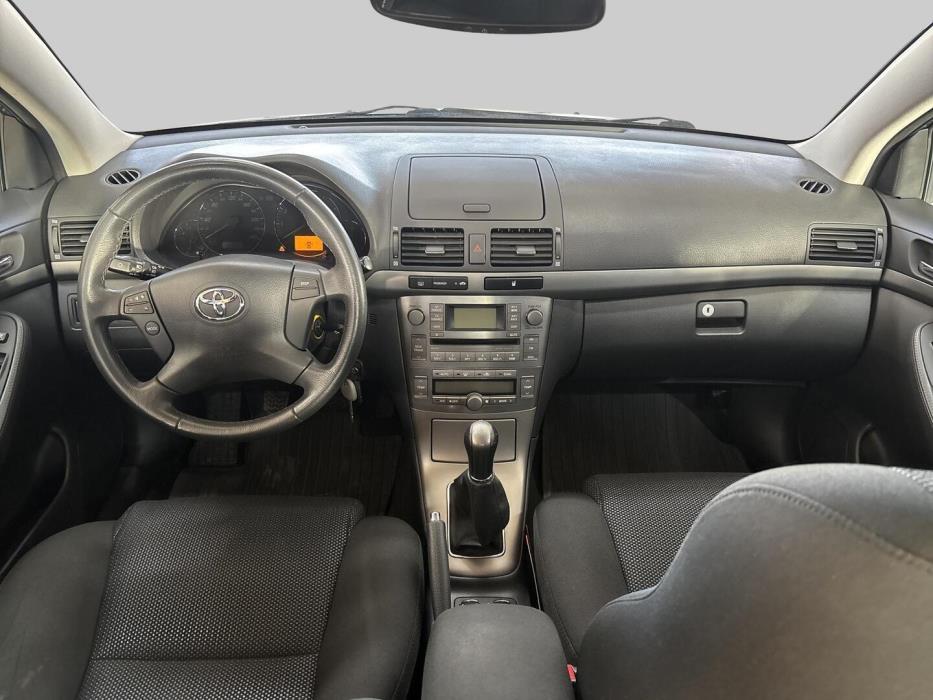 TOYOTA Avensis 2008