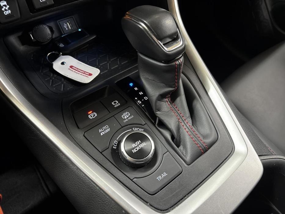 TOYOTA RAV4 PLUG-IN 2023