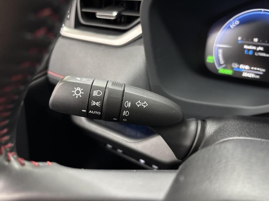 TOYOTA RAV4 PLUG-IN 2023