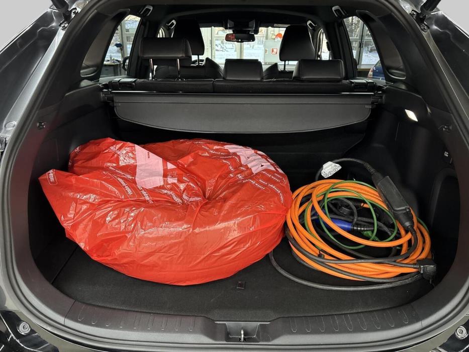 TOYOTA RAV4 PLUG-IN 2023