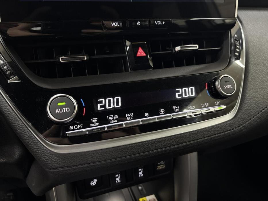 TOYOTA COROLLA CROSS 2023