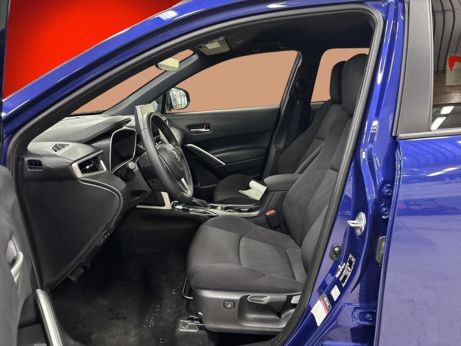 TOYOTA Corolla Cross 2023